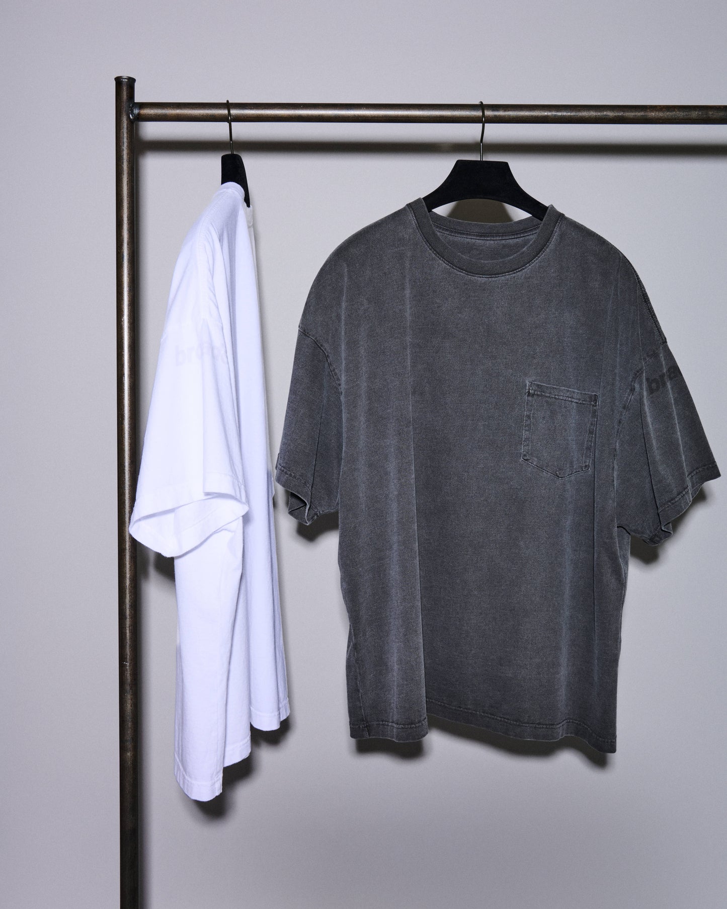 BRD VINTAGE WIDE POCKET TEE / WHITE